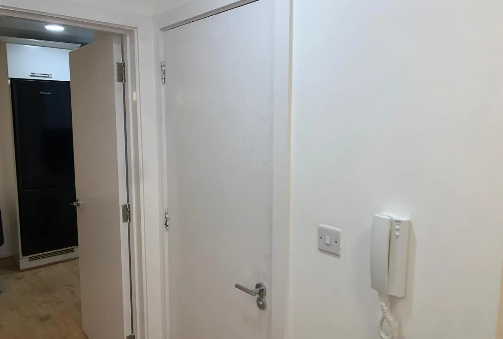 Cozy Entire 1 Bed Flat No Parties No Events, Free Onsite Parking Apartamento Barking